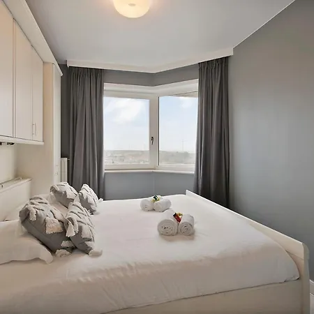 Apartment Huswell - Stunning Sea-view
